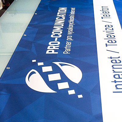 Bannery (plachty) a Mesh (síťovina)